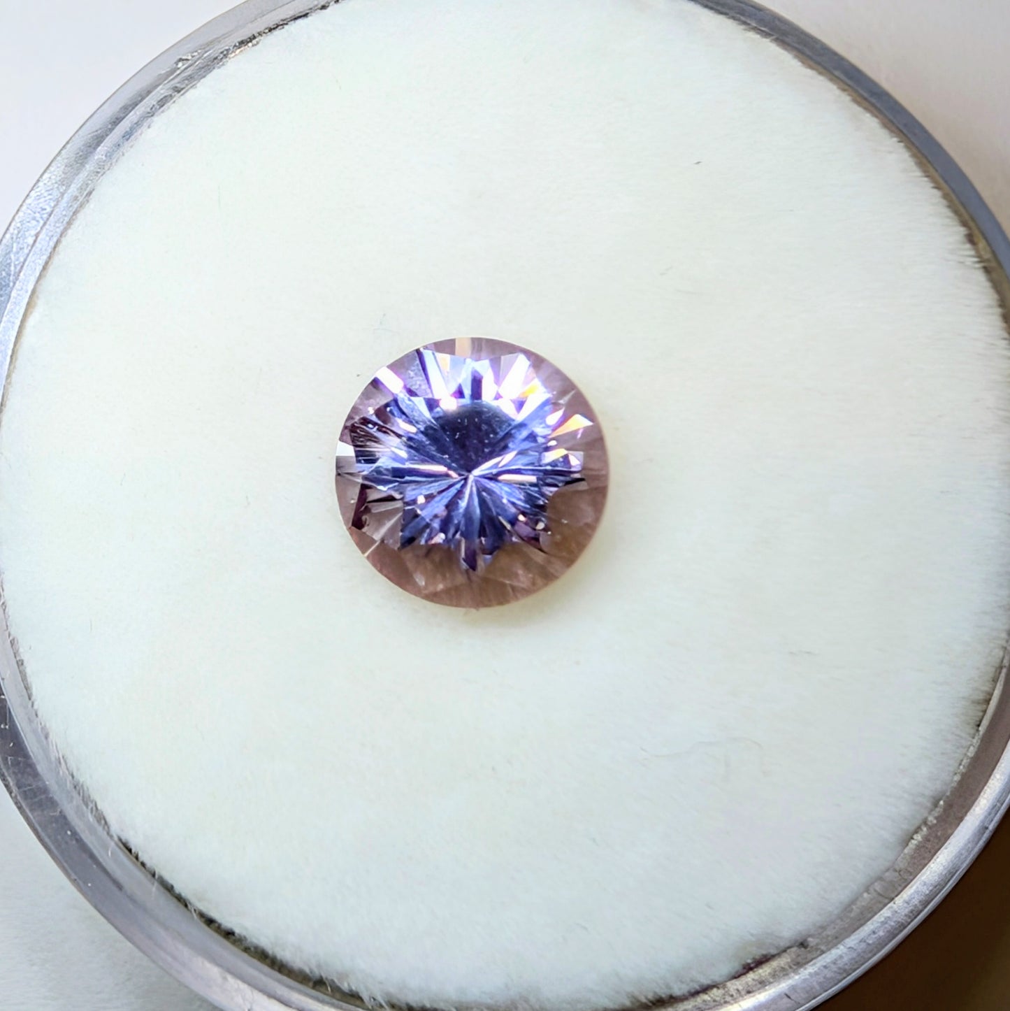 Platinum Spinel, 1.19cts