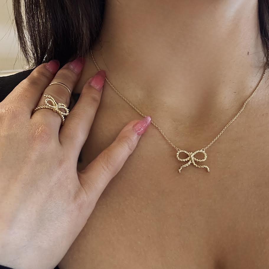 'Bow' Necklace