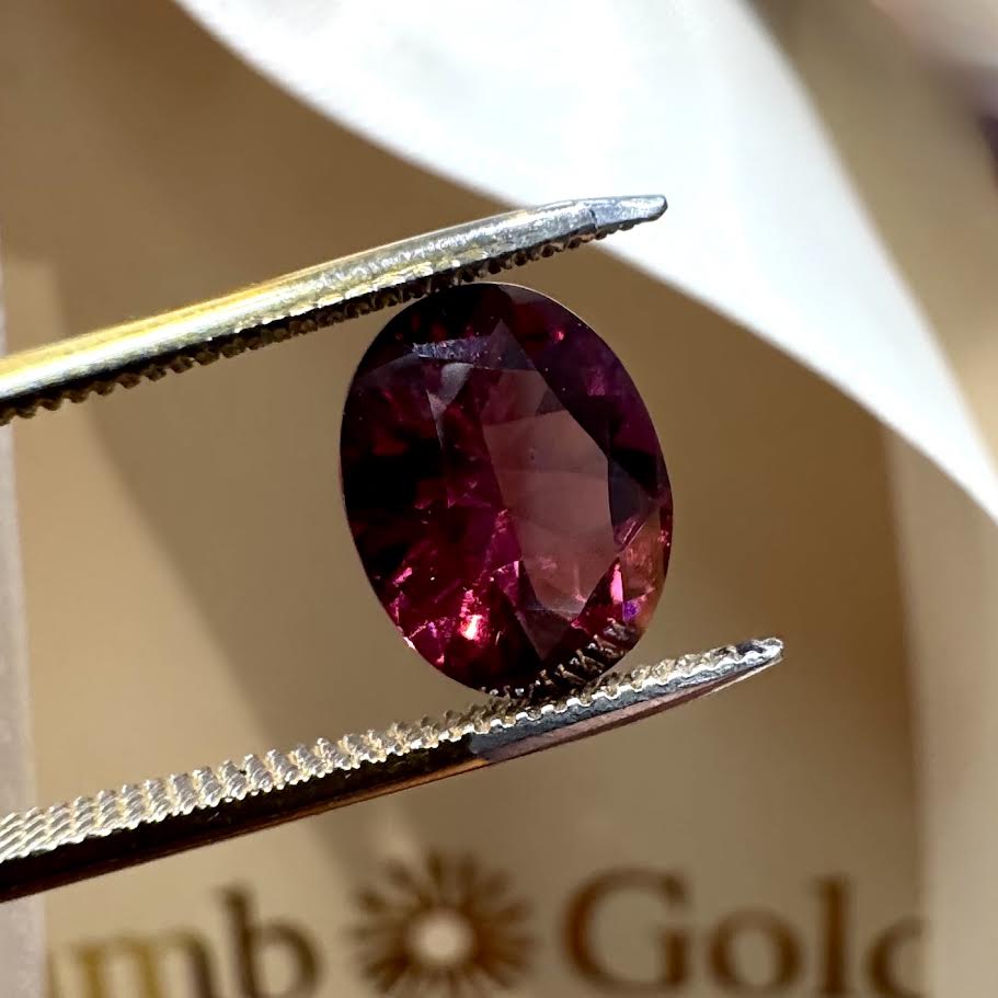 Rhodolite Garnet, 2.18CT
