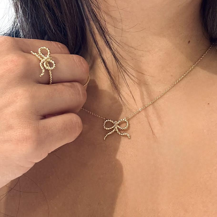 'Bow' Necklace