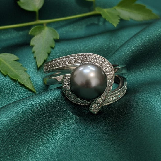 Pearl Swirl Bypass Ring