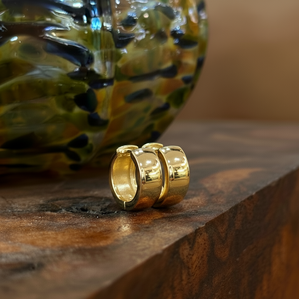 Chunky Domed Huggie