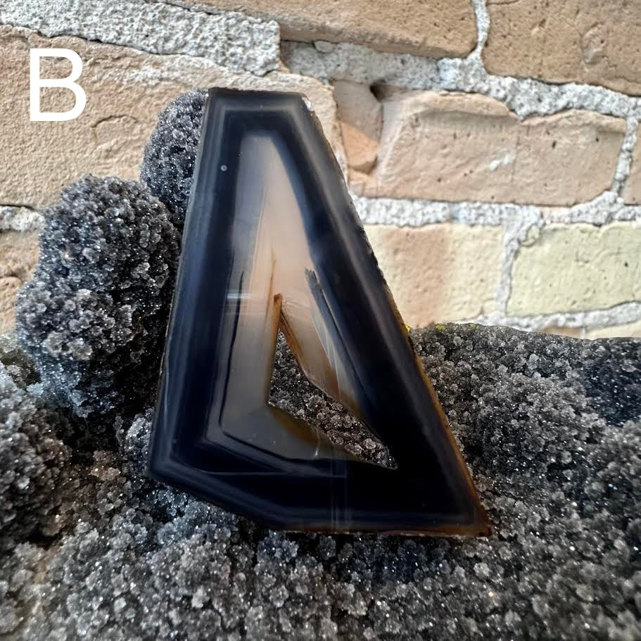 Polyhedral Agates