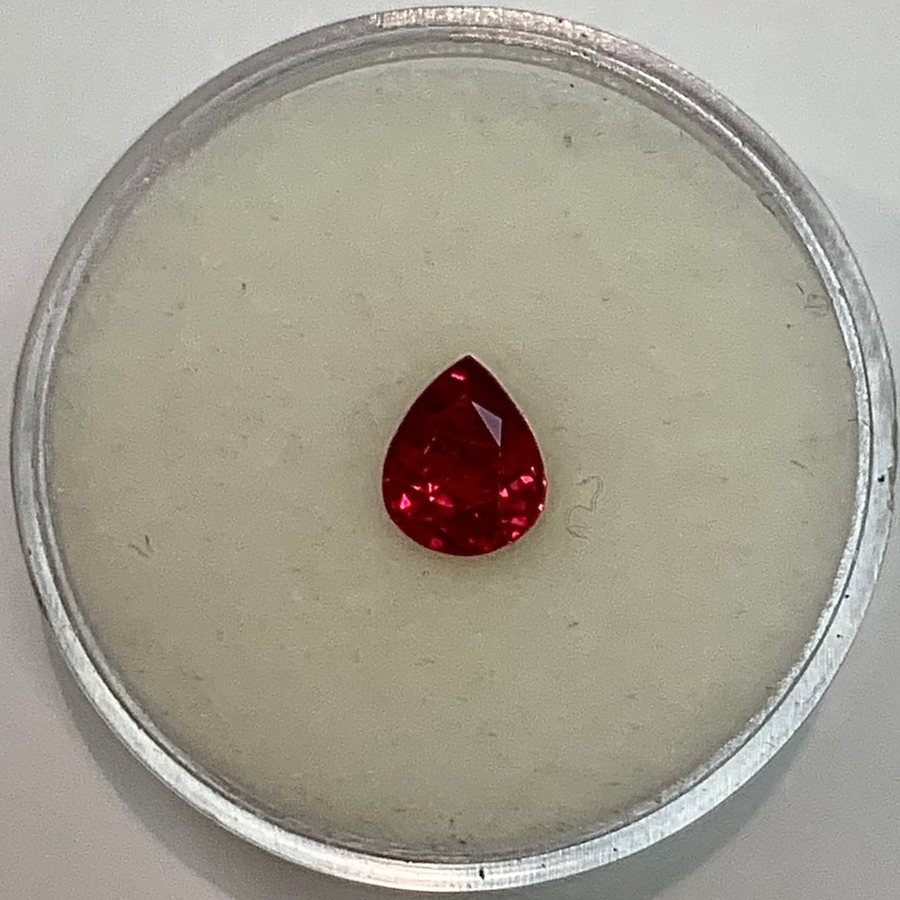 Ruby Pear, 1.06cts