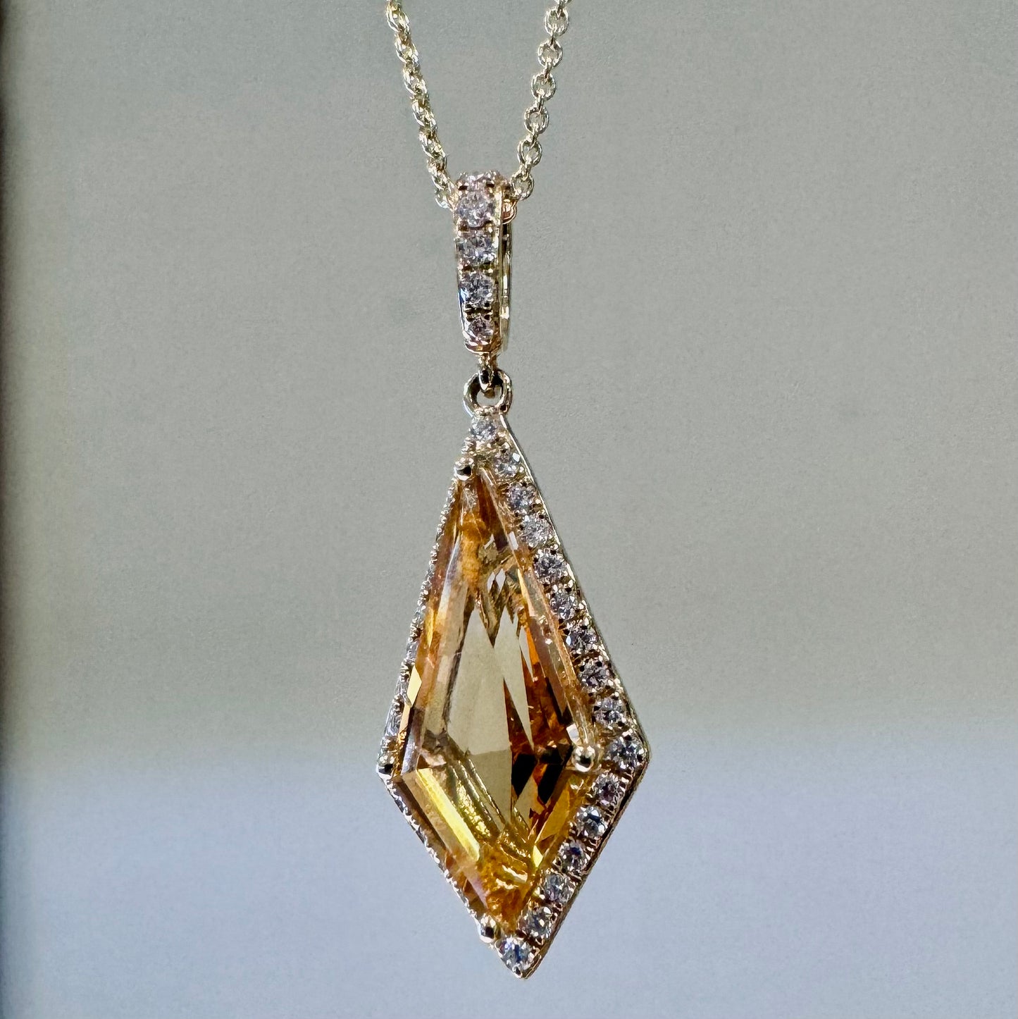 Halo Citrine Pendant
