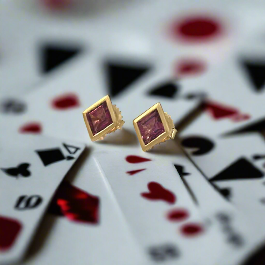 Garnet Kite Studs