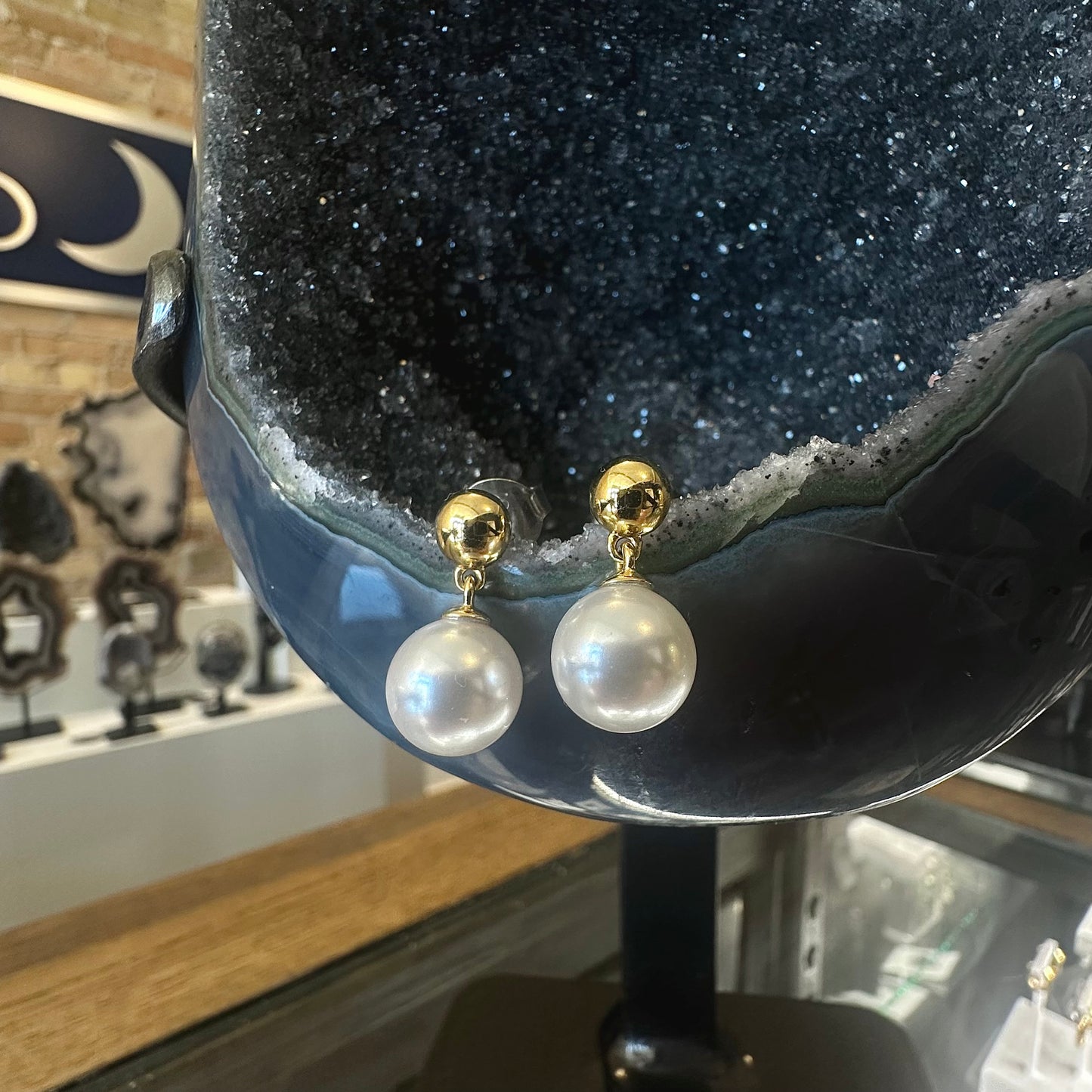 Pearl Drop Stud Earring