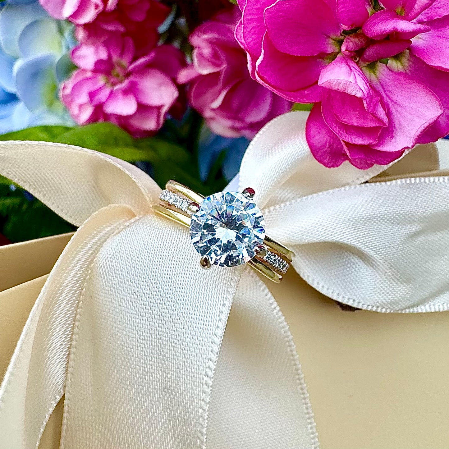 "Belle" Engagement Mounting