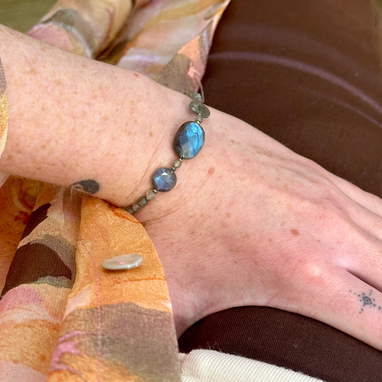 Labradorite and Pyrite Beaded Bracelet