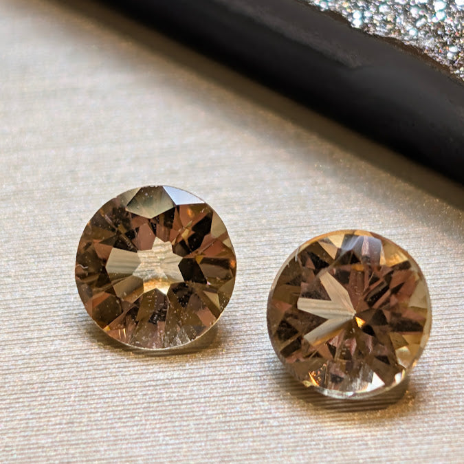 Imperial Topaz, 2=1.12cts