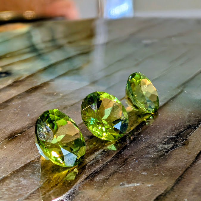Round Peridot