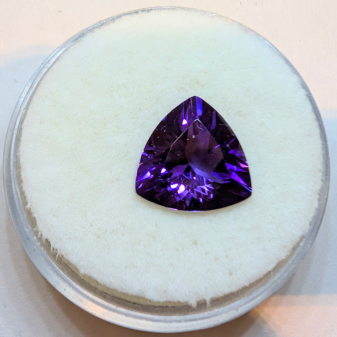 Trillion Amethyst, 2.83cts
