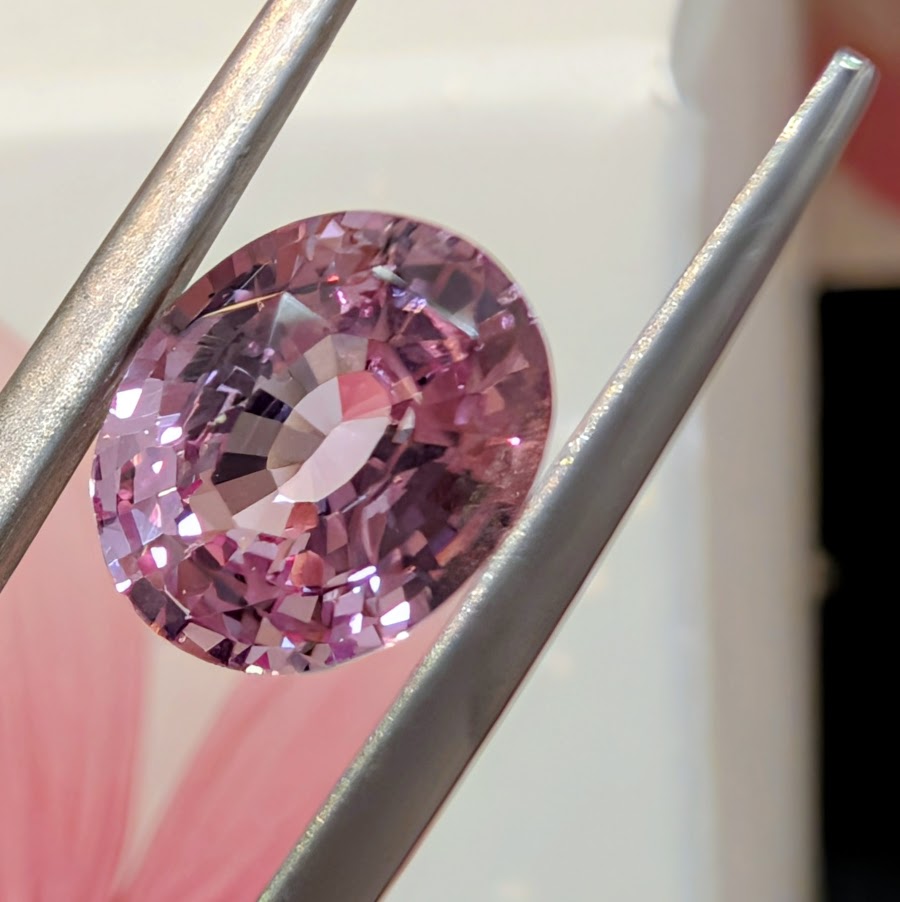 Oval Pink Sapphire, 1.65cts