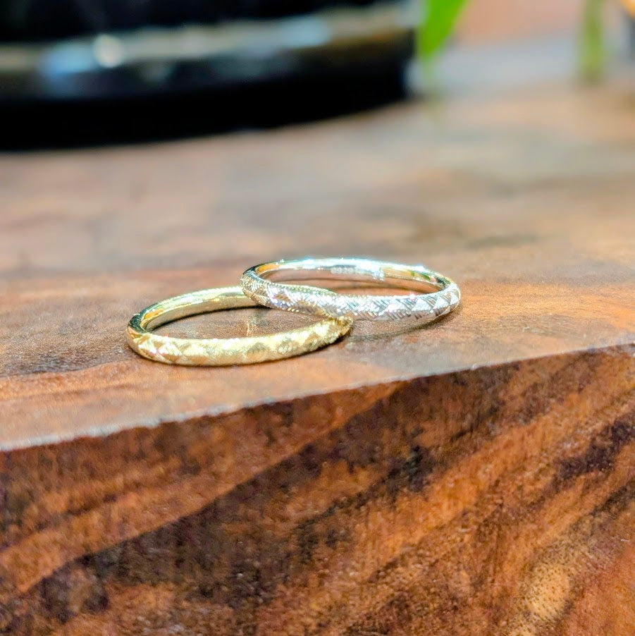 "Thea" Engraved Band