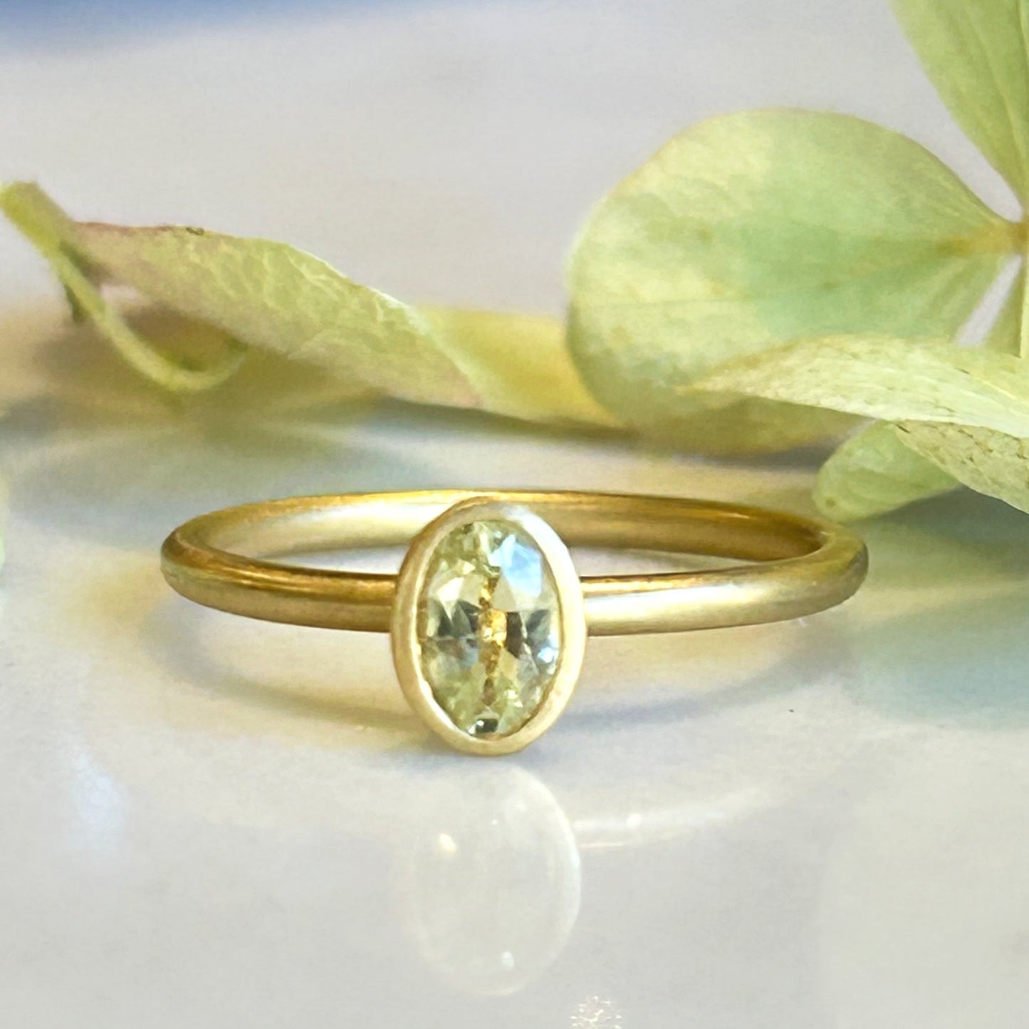 Oval yellow Sapphire Yum Drop