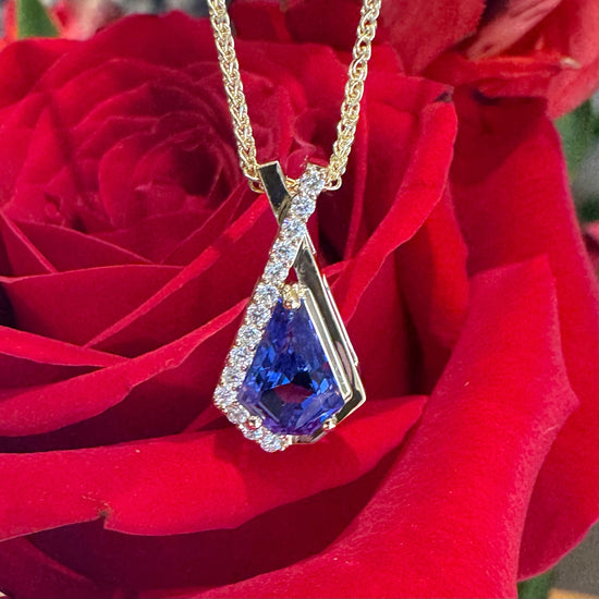 "Alexandria" Tanzanite Pendant