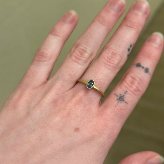 Alexandrite Oval YumDrop Ring