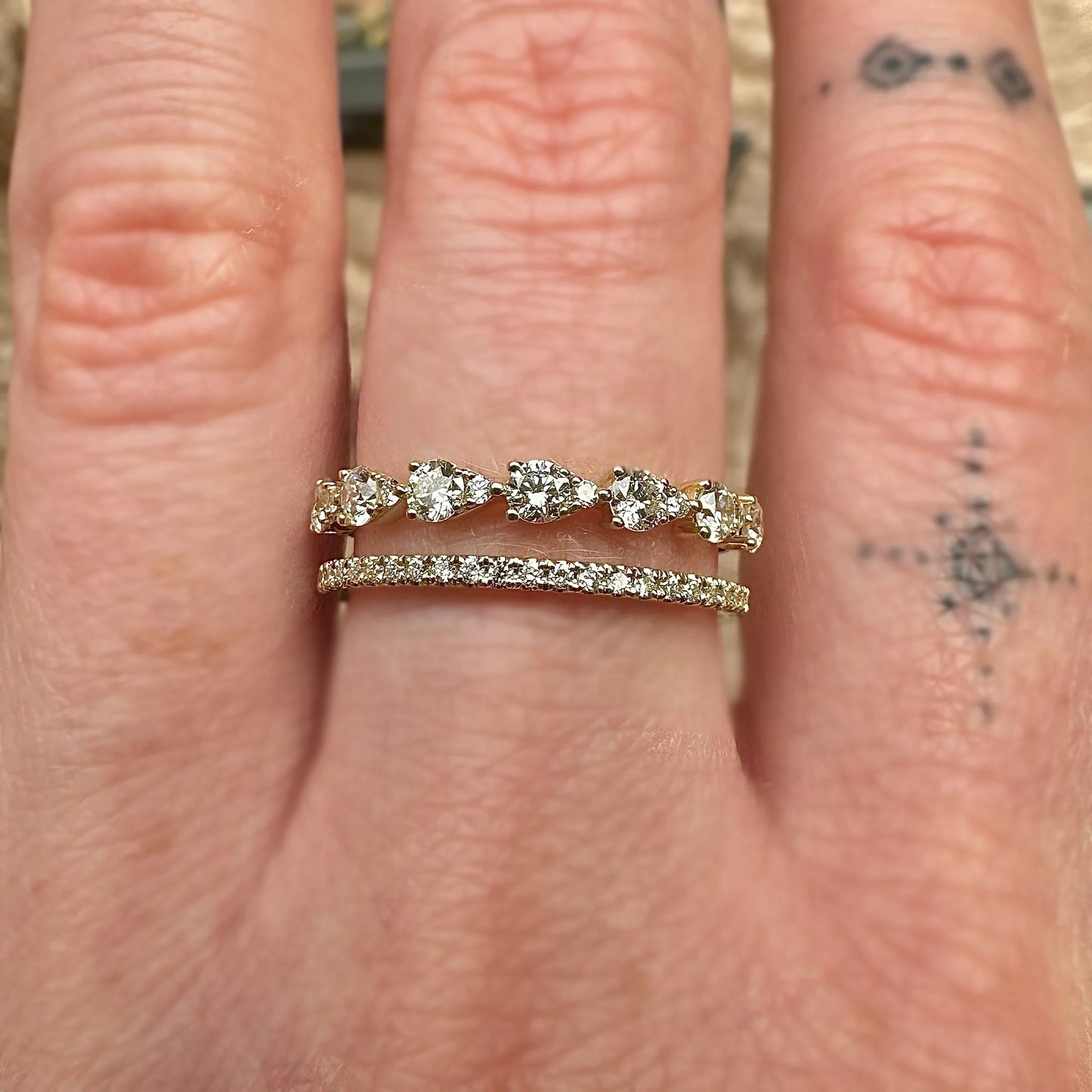 Double Illusion Band