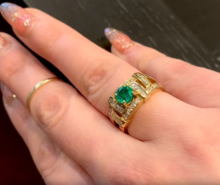 Zoma Color Emerald and Diamond Ring