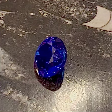 Load and play video in Gallery viewer, 13.64CT Tanzanite
