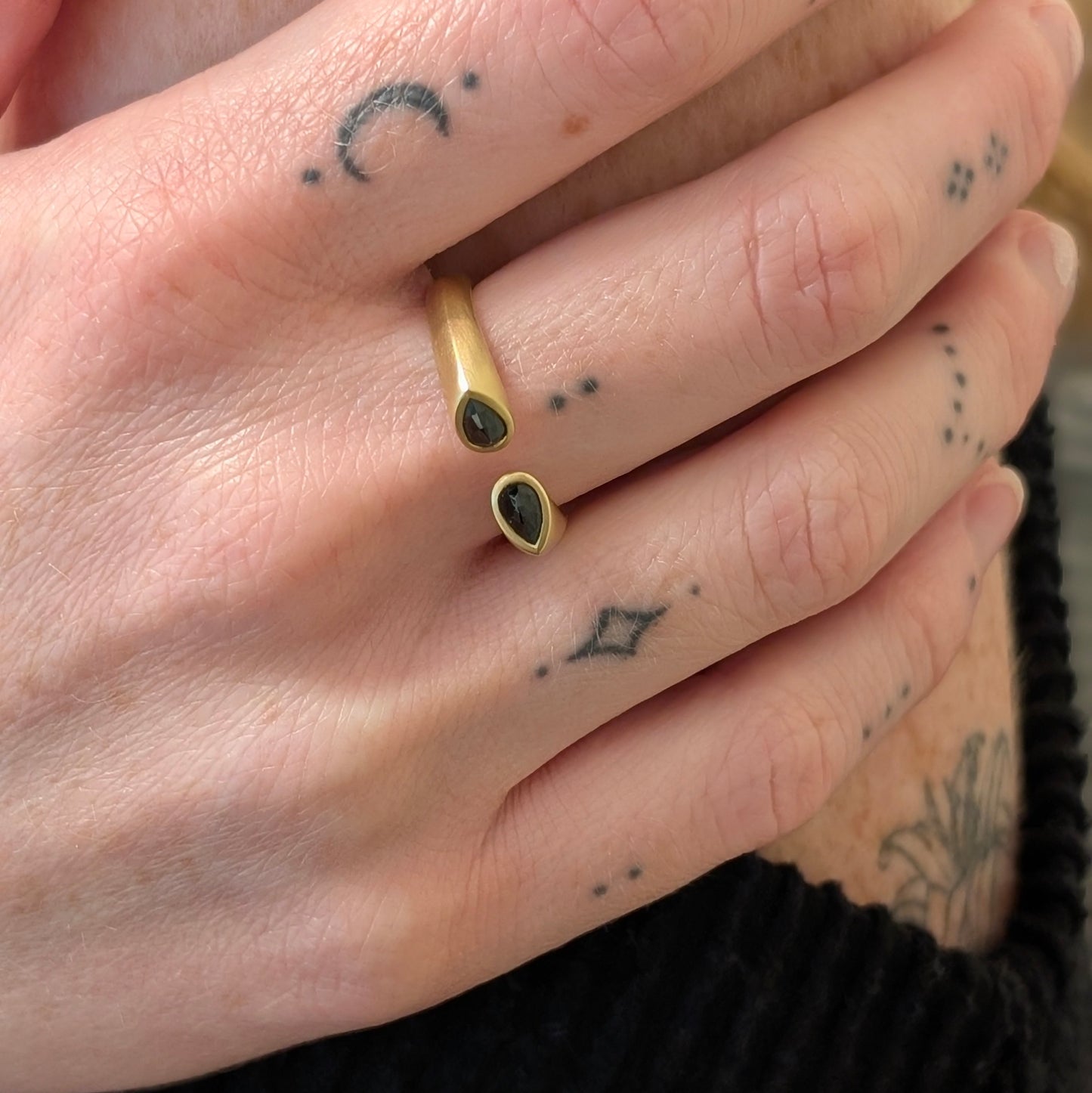 Black Spinel "Hug" Ring