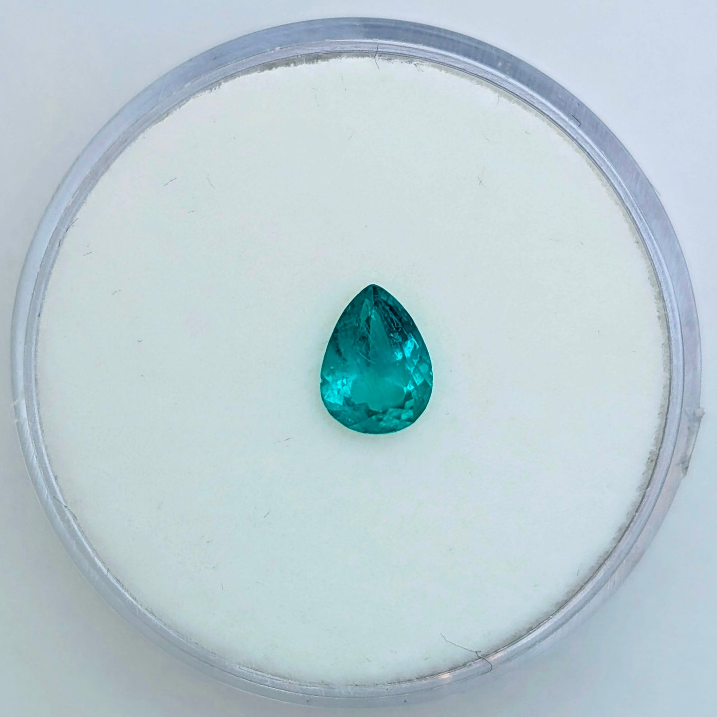 Emerald Pear, 0.45cts
