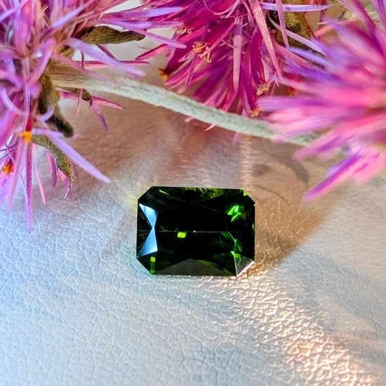 Emerald Cut Diopside, 1.54cts