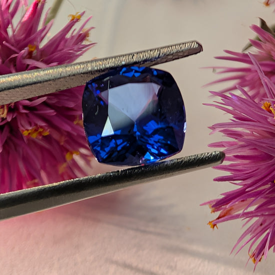 Cushion Cut Tanzanite, 1.74ct