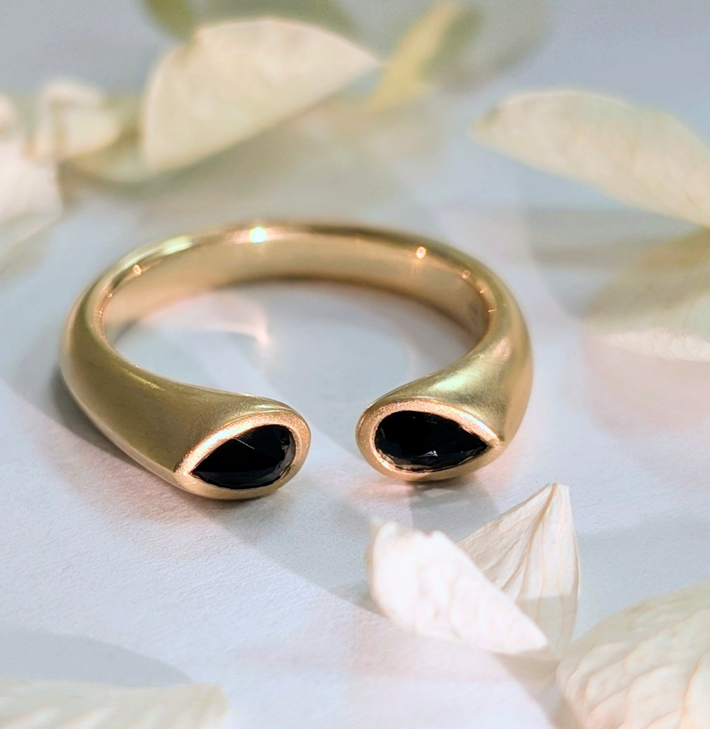Black Spinel "Hug" Ring