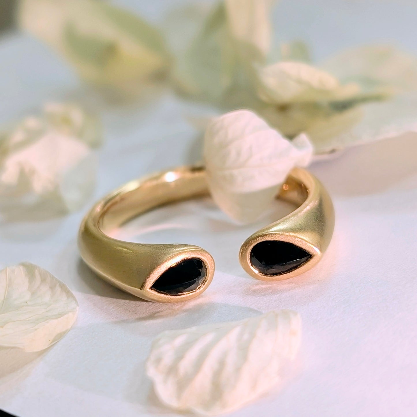 Black Spinel "Hug" Ring