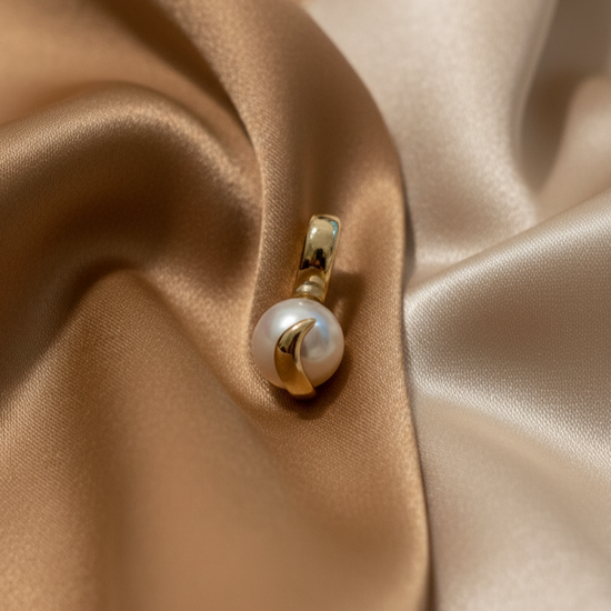 Pearl Swirl Pendant