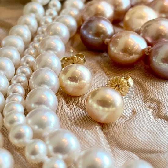 Pearl Button Studs, 8-8.5mm