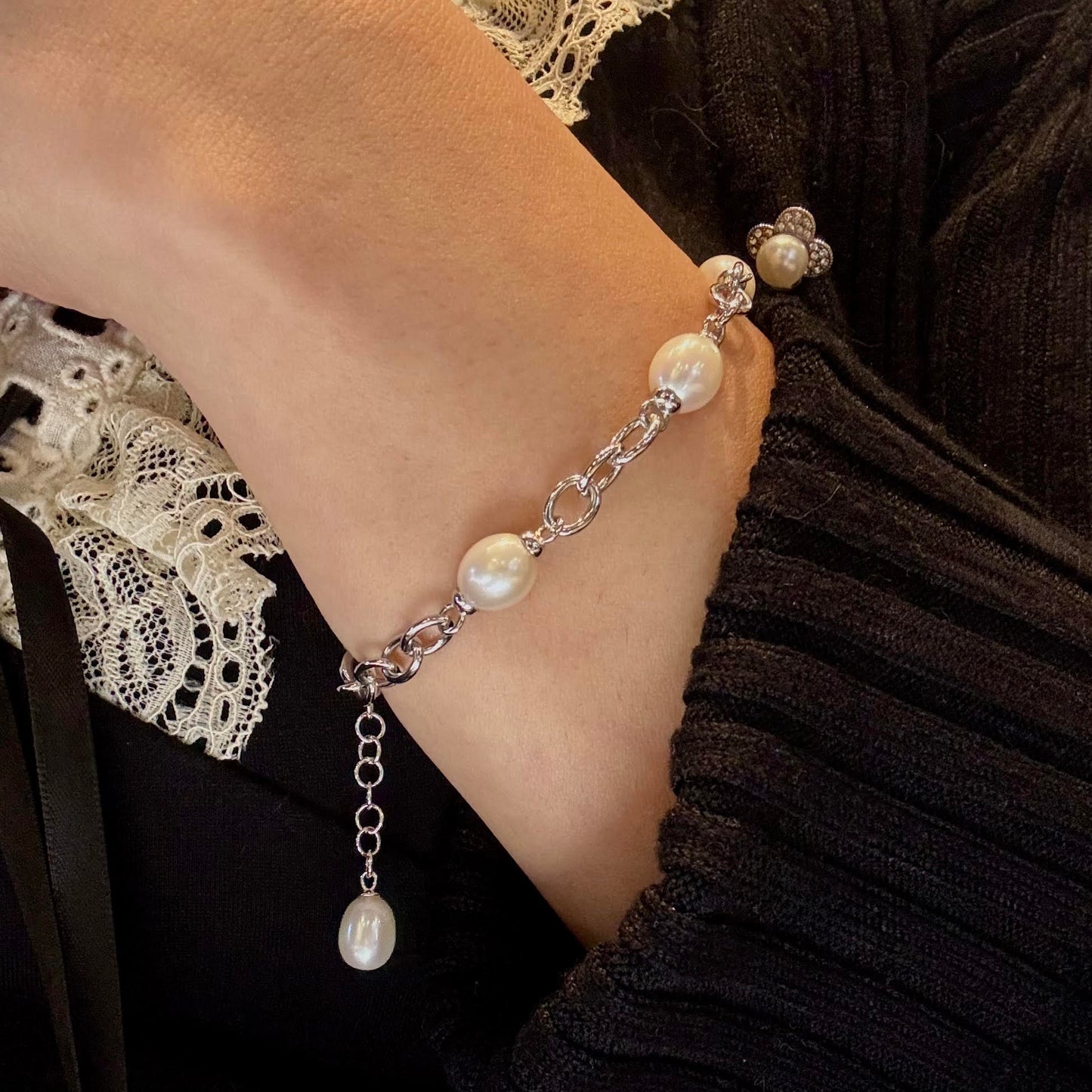 Chain Link Pearl Bracelet